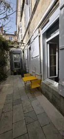 Quiet studio, historic center - Image 2