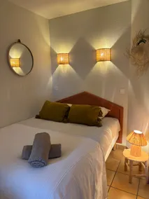 Comfortable 1-bedroom apartment, pool and large natural space - Image 3