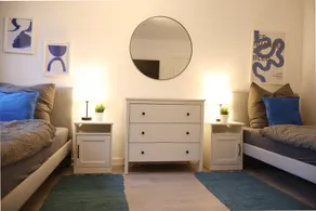 Beautiful business apartment with three bedrooms - Image 5