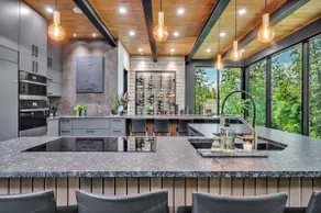 Clear Lake Luxury Escape • Waterfront & Hot Tub - Image 4