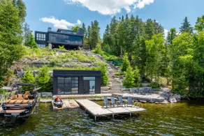 Clear Lake Luxury Escape • Waterfront & Hot Tub - Image 3