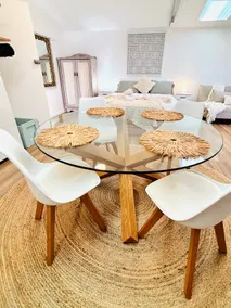 Hidden Coastal Studio Retreat - Image 4