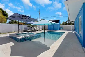 Heated Pool+Fire Pit+Trails+4 min to Beach - Image 5