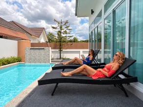 AK/Pool/3BR·4B·4Ba/6G/Car - Image 3
