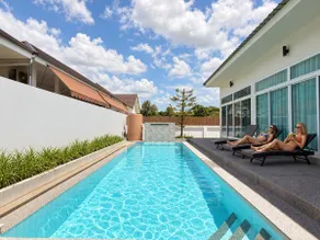 AK/Pool/3BR·4B·4Ba/6G/Car - Image 2