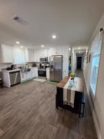 Cute 'n' Cozy, Pet Friendly Cottage! - Image 4