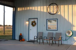 The Deere shed - Image 5