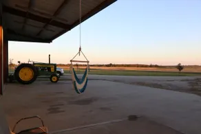 The Deere shed - Image 2
