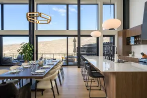 Whiskey Hill Luxury Retreat with Resort Amenities - Image 2