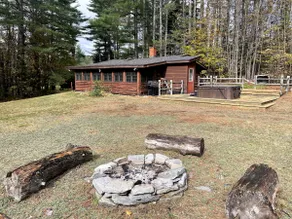 Cozy Log Cabin in Vermont - Image 3