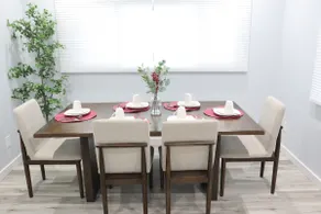 Modern 4BR Fun Retreat | w/Arcade, Near MOA & MSP - Image 4