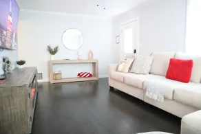 Modern 4BR Fun Retreat | w/Arcade, Near MOA & MSP - Image 2