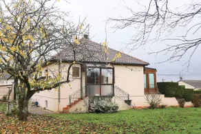 small village house - Image 3