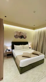 Elegant studio with hotel design - Image 5