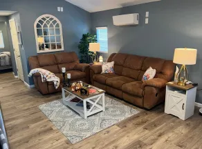 Cozy Cabin Hideaway - Image 2