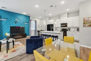 Spacious Home 12 miles from IAH Airport w/ Hot Tub - Image 5