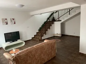 House living room and 4 bedrooms - Image 2