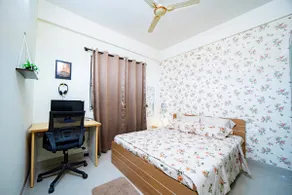Cool & Quiet 2BHK nr Lake | Balcony + Work Stay - Image 3
