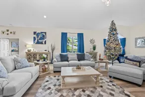Huge Family House, Close to Hershey Attractions! - Image 4