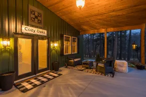 Cozy Oaks-Dog-Friendly Barndo Retreat - Image 3