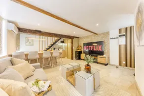 Romantic Getaway - Private Spa - Movie Theater - Image 2