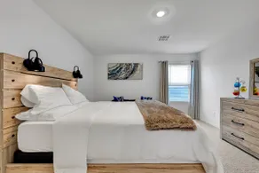 Spacious Edmond Home with 4 Queen Beds - Image 2