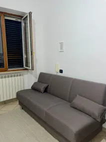 Studio apartment with private terrace in the center of Capua - Image 3