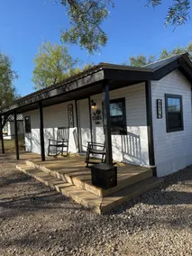 The stabbin cabin - Image 3