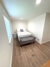 Cozy, private apartment - Image 2