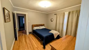 Avenue B Home - Image 5