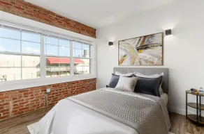 Stylish Home Base in Columbus! - Image 2
