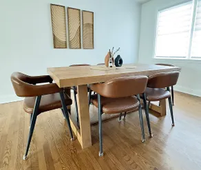 3BR Philly Home | Sleeps 10 | Parking + Jacuzzi - Image 4