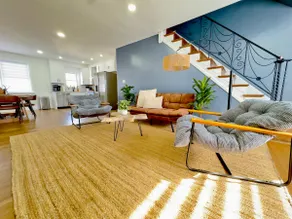 3BR Philly Home | Sleeps 10 | Parking + Jacuzzi - Image 5