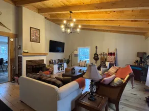 Warm and Charming Stay near Sugarloaf - Image 5