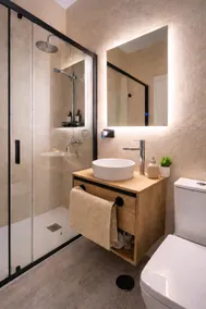 Luxurious, Modern Apartment | 6 People | 2 Bathrooms - Image 5