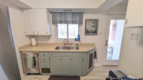 Quiet 3BR Ranch Home Sleeps 6 Big Yard with Patio - Image 5