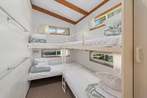 Waterfront Cabin - Image 4