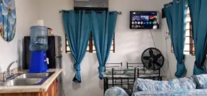 Delva's Villa - Cozy Home near Airport - Image 2