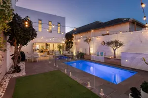 Belle Escapes - Villa Luxe on Henley - Image 3