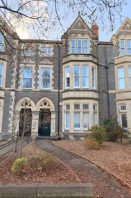 The Pontcanna Emerald | Free Parking | 3 Beds - Image 5