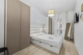 4 min Metro | 8 min LIN Airport | University area - Image 2