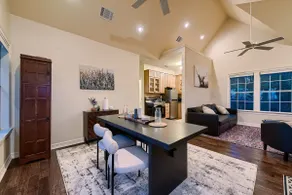 Hill Country 2BR Retreat - Image 5