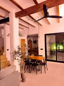 Boutique house · Ideal for couples or small groups - Image 2