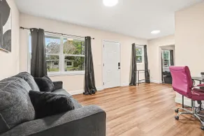 Spacious 3BR Retreat • Near Lake Hollingsworth - Image 3