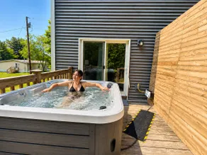new Urban Condo w/hottub Near Acadia 10min2DT - Image 2
