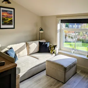 Pudsey Loft Apartment - Image 2