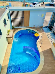Yeiders Villa facing the ocean esplanade/beach/cove - Image 2