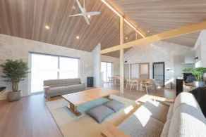 2025 Luxury Villa | 10 Beds | BBQ & Ski - Image 2