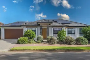 Large Family 4B2B entire house free parking - Image 4