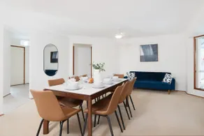 Modern 5BR Family Retreat Comfort in Calamvale - Image 4